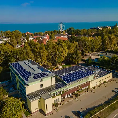 Sungarden Wellness ホテル 4*