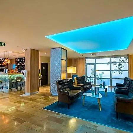 Отель Sungarden Wellness Шиофок