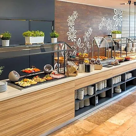 Sungarden Wellness Отель 4*
