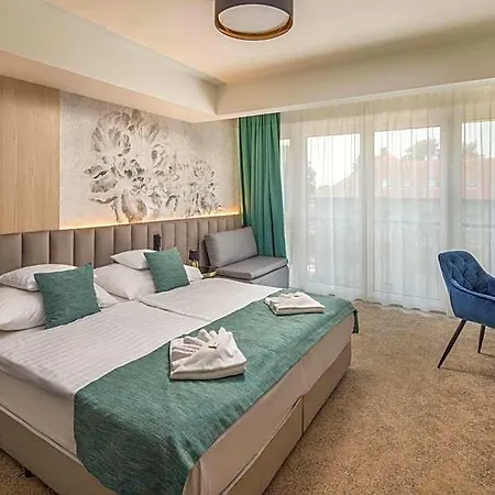 Sungarden Wellness Отель