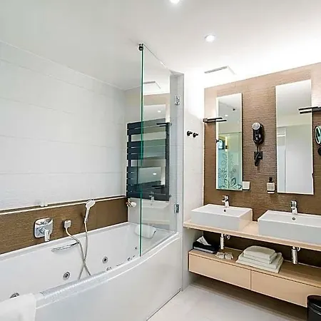 Sungarden Wellness 4*