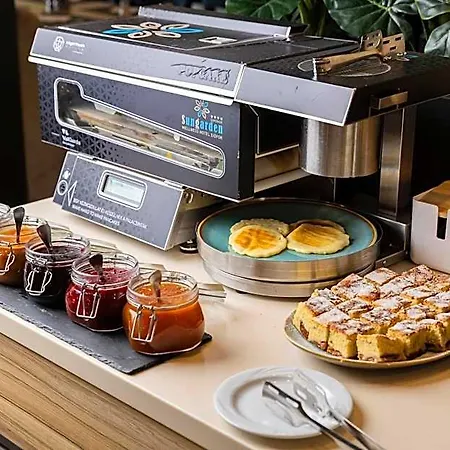 Sungarden Wellness Отель