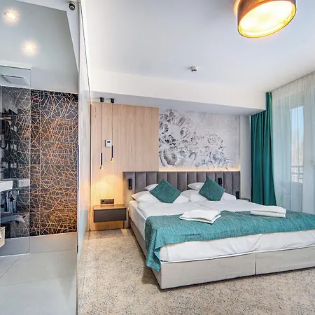 Отель Sungarden Wellness Шиофок