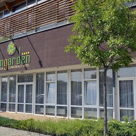 Отель Sungarden Wellness 4*