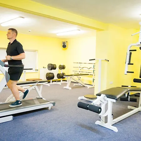 酒店 Sungarden Wellness 4*