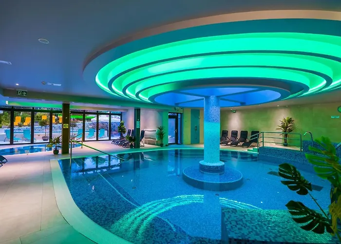 Sungarden Wellness ホテル シオーフォク