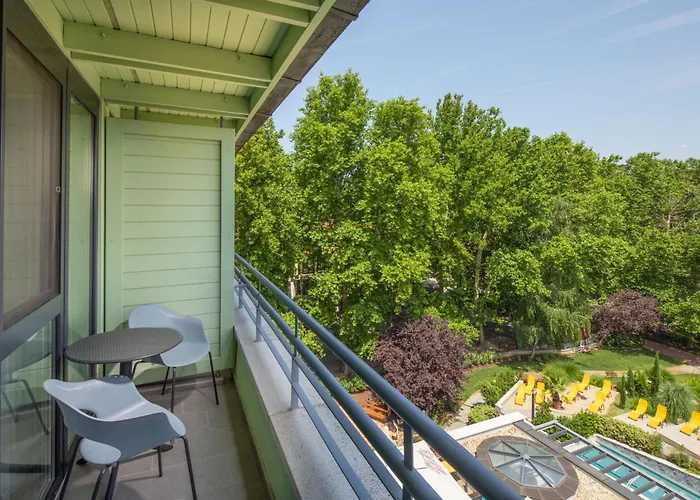 ホテル Sungarden Wellness 4*