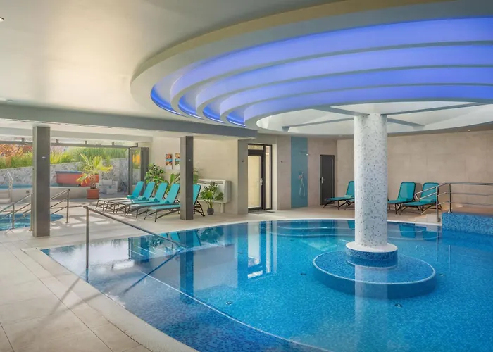 ホテル Sungarden Wellness 4*