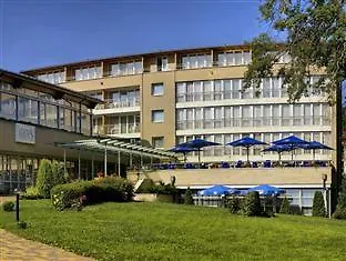 Sungarden Wellness ホテル 4*